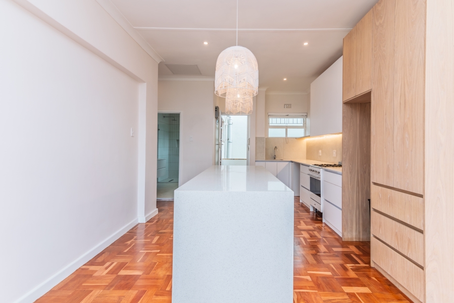 2 Bedroom Property for Sale in Green Point Western Cape